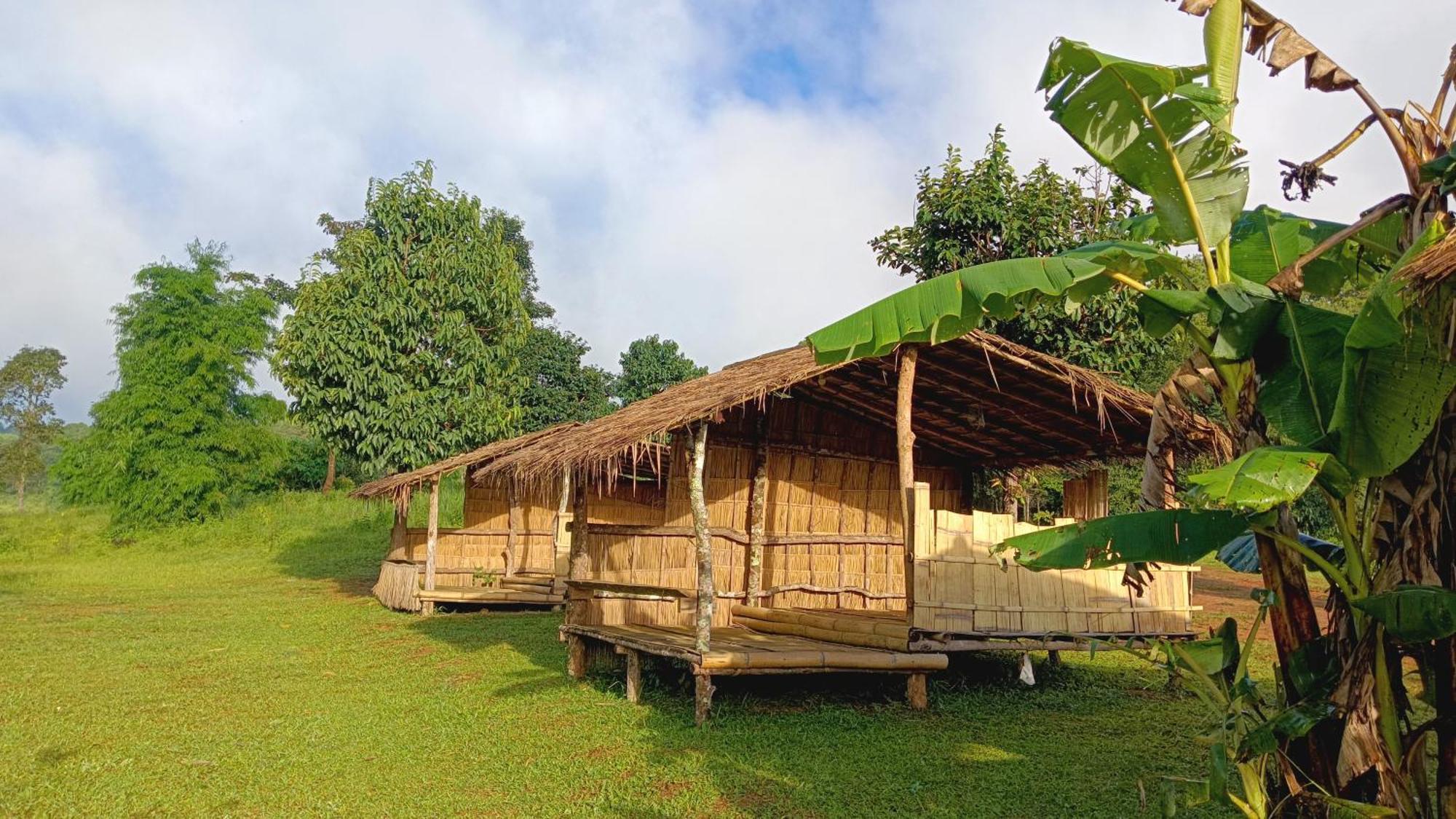 ไร่นิธิสุนทร Nithisoonthon Farmstay Мэхонгсон Экстерьер фото