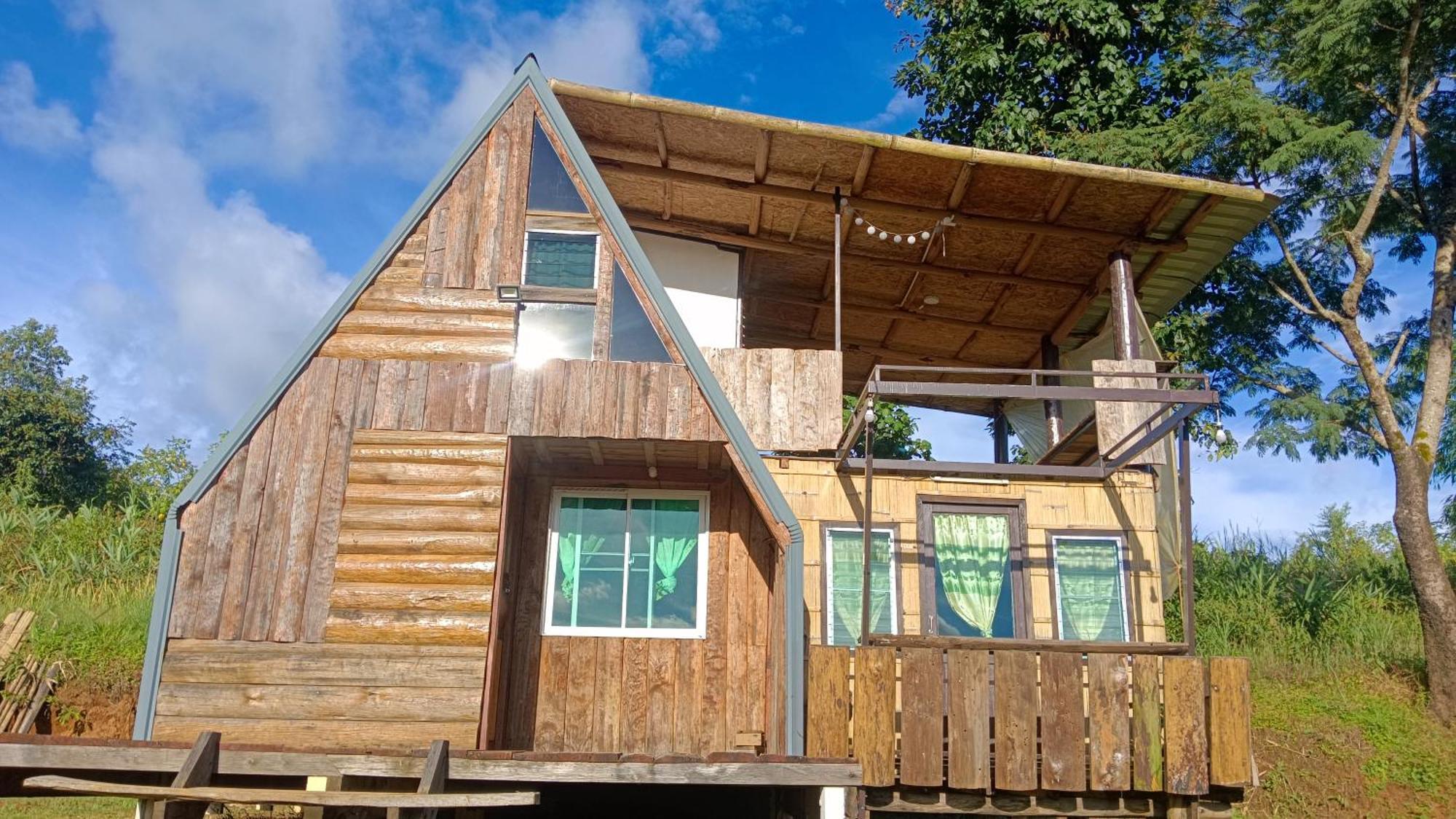 ไร่นิธิสุนทร Nithisoonthon Farmstay Мэхонгсон Экстерьер фото