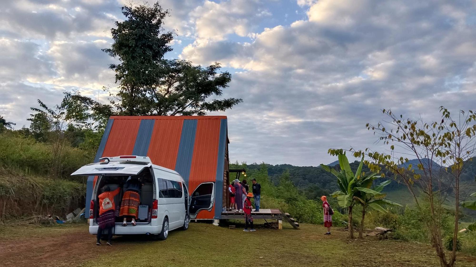 ไร่นิธิสุนทร Nithisoonthon Farmstay Мэхонгсон Экстерьер фото